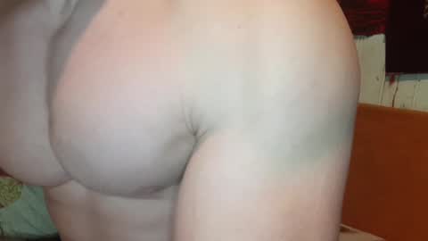 Snapshot of troncq chatting on 01.13.25 Troncq online show from 01.13.25