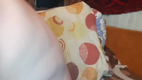 Snapshot of troncq chatting on 01.16.25 Troncq online show from 01.16.25