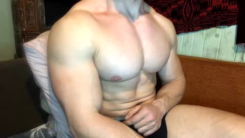 Snapshot of troncq chatting on 03.03.25 Troncq online show from 03.03.25