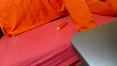 Tropichot online show from 01.19.25