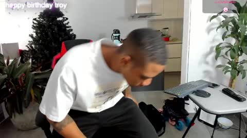 Troy wesly online show from 12.18.25