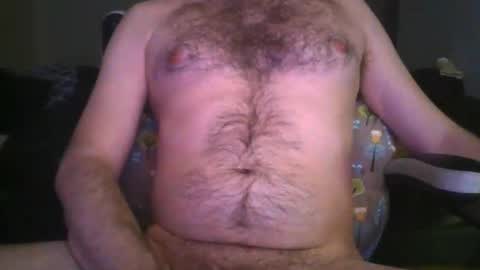 Snapshot of truegntlmn chatting on 03.10.25 TrueGntlmn online show from 03.10.25