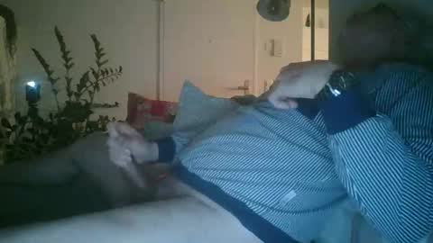 Snapshot of trukturk chatting on 02.26.25 trukturk online show from 02.26.25