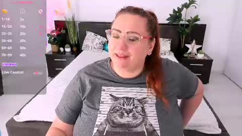 Snapshot of truly_goddess chatting on 07.31.26 Adelle online show from 07.31.26
