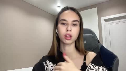 tryme_muse online show from 11.23.25