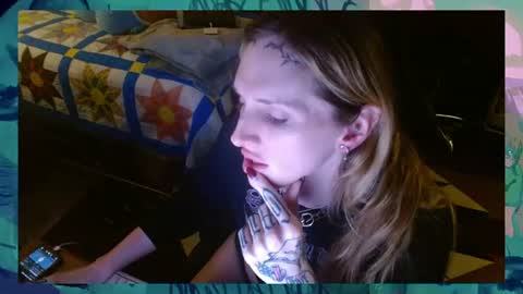 Snapshot of ts_babyjayne chatting on 06.15.26 ts_babyjayne online show from 06.15.26