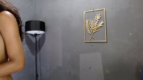 Snapshot of ts_blacklady chatting on 12.21.24 BLACKYLADY online show from 12.21.24