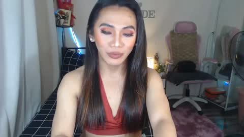 Snapshot of ts_jadexxx chatting on 12.19.24 Jade online show from 12.19.24