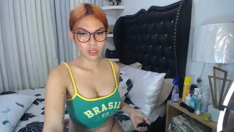 Snapshot of ts_tatiana chatting on 02.19.25 billie online show from 02.19.25