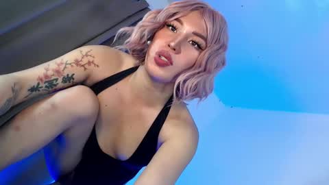 Snapshot of tsgirl_julian69 chatting on 02.24.25 Julian online show from 02.24.25