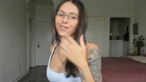 Snapshot of tsmaryjane chatting on 11.13.25 Ts Mary Jane online show from 11.13.25