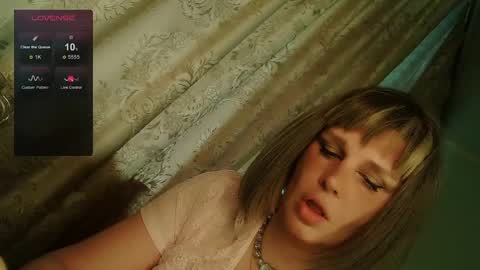 Annika online show from 04.18.26