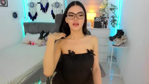 tstoni_talks online show from 12.14.25