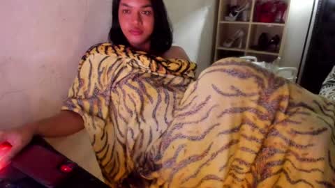 Snapshot of tsvanilla chatting on 03.07.25 Frankie online show from 03.07.25
