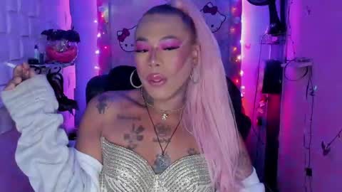 Snapshot of tsviolett chatting on 12.10.24 BellaRoxanna online show from 12.10.24