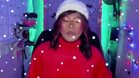 Snapshot of tsviolett chatting on 12.23.24 BellaRoxanna online show from 12.23.24