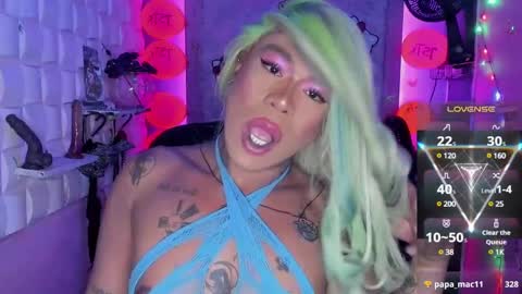 Snapshot of tsviolett chatting on 02.18.25 BellaRoxanna online show from 02.18.25