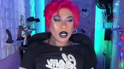 Snapshot of tsviolett chatting on 02.28.25 BellaRoxanna online show from 02.28.25