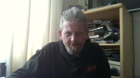 Snapshot of ttb2769 chatting on 03.10.25 ttb2769 online show from 03.10.25