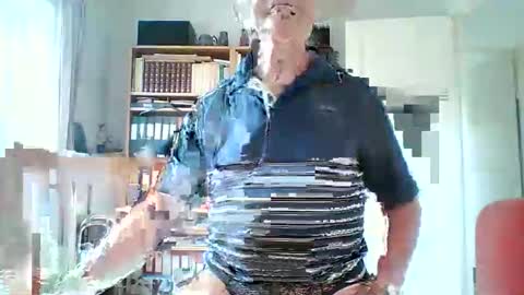 Snapshot of tubaist chatting on 06.03.26 FINN but call me NANNA online show from 06.03.26