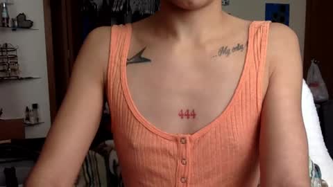 Snapshot of tucataleya chatting on 01.21.25 MissCataleya online show from 01.21.25