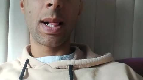 Snapshot of tunisiensexyguy chatting on 12.29.24 TunisienSexyGuy online show from 12.29.24