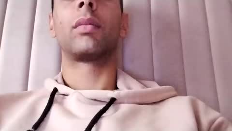 Snapshot of tunisiensexyguy chatting on 01.17.25 TunisienSexyGuy online show from 01.17.25