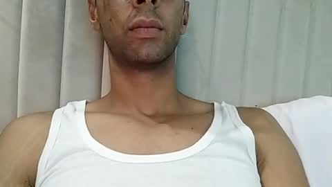 Snapshot of tunisiensexyguy chatting on 07.26.26 TunisienSexyGuy online show from 07.26.26