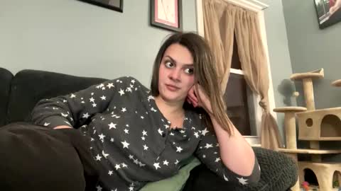 Snapshot of turtlegirl21 chatting on 12.18.24 turtlegirl21 online show from 12.18.24