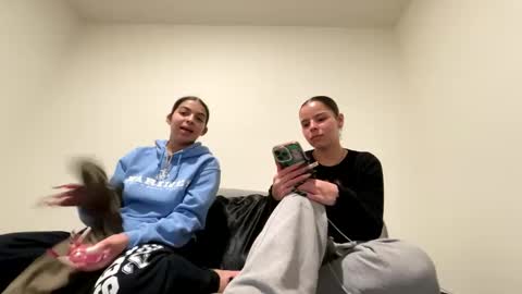 Snapshot of tus_reinas chatting on 01.09.25 Tus reinas online show from 01.09.25