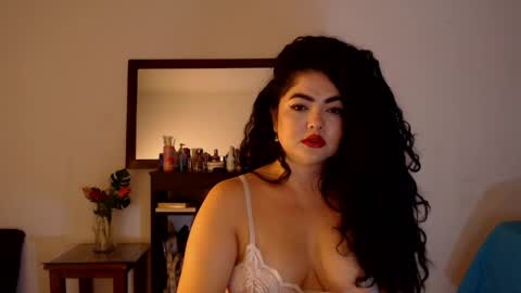 Snapshot of tuti_sex chatting on 04.27.26 tuti online show from 04.27.26