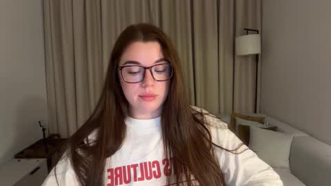Snapshot of tutti_frutti_ chatting on 03.15.26 Ariana online show from 03.15.26