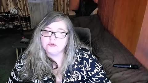 Lana online show from 02.25.25