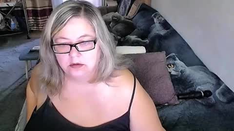 Lana online show from 09.24.25