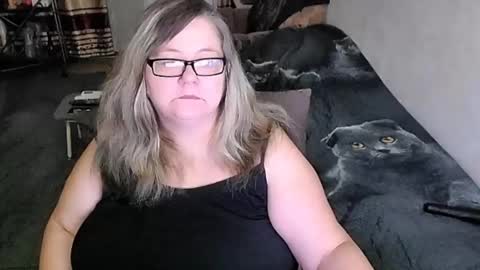 Lana online show from 03.20.26