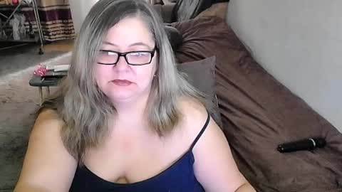 Lana online show from 04.10.26