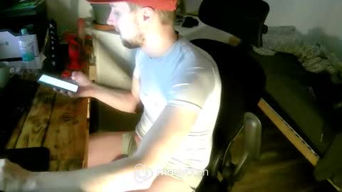 Snapshot of tw1ky9o chatting on 12.10.24 Tobi online show from 12.10.24