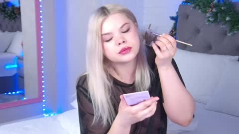 Hallie online show from 01.13.25