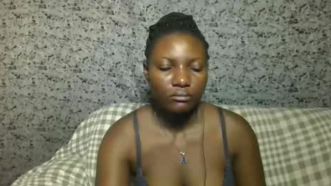 Snapshot of twerker_lyly chatting on 10.22.25 twerker_lyly online show from 10.22.25