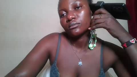 Snapshot of twerker_lyly chatting on 11.01.25 twerker_lyly online show from 11.01.25