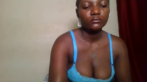 Snapshot of twerker_lyly chatting on 11.03.25 twerker_lyly online show from 11.03.25