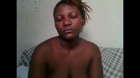 Snapshot of twerker_lyly chatting on 11.24.25 twerker_lyly online show from 11.24.25