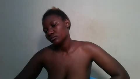 Snapshot of twerker_lyly chatting on 12.13.25 twerker_lyly online show from 12.13.25