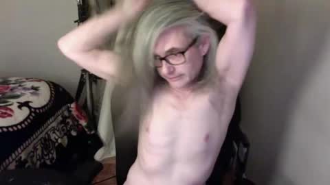 twigslet online show from 04.15.26