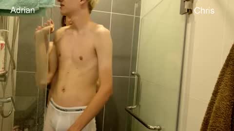 Adrian  Chris vers online show from 09.28.25