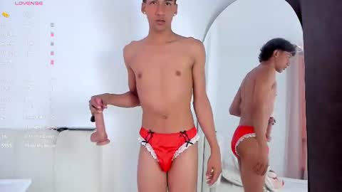 twinksboys_23 online show from 06.18.26