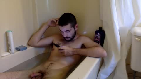 Snapshot of twinkybell chatting on 11.05.25 twinkybell online show from 11.05.25