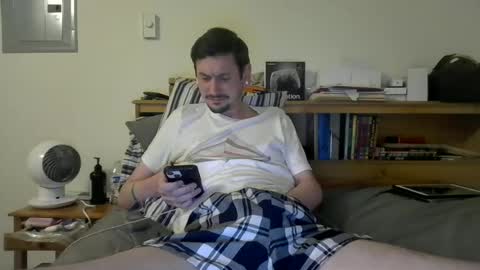 Snapshot of twinkymcgee1234 chatting on 06.14.26 TwinkyMcgee online show from 06.14.26
