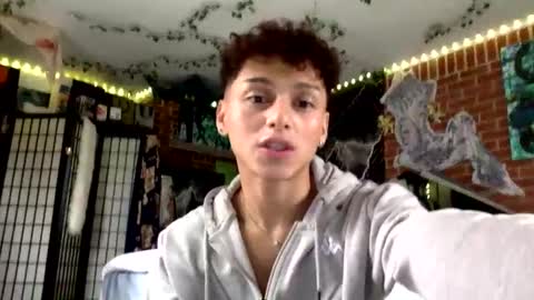 Snapshot of twinnkx chatting on 03.22.26 twinnkx online show from 03.22.26