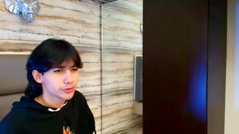 twinslovers_ online show from 11.04.25